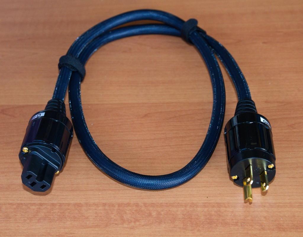 SOLD Emotiva X Series IEC shielded power cable 1m ﻿ Stereo, Home