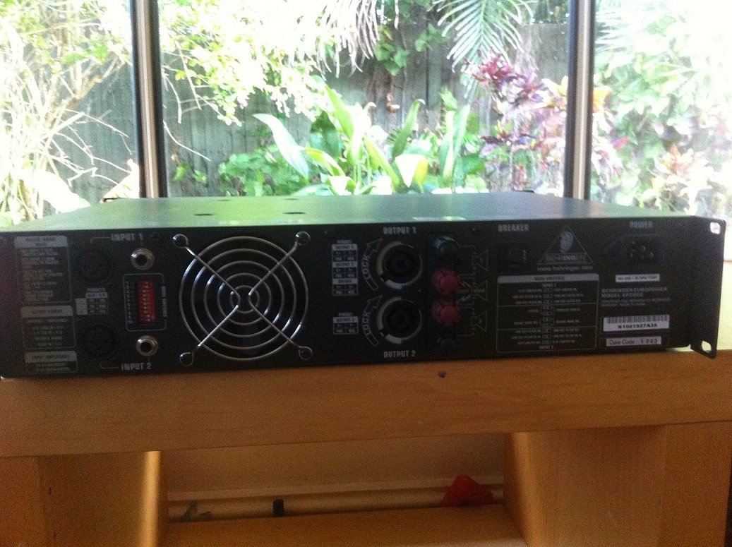 Fs: 2000 Watts For $180! Behringer Europower Ep2000 - Stereo, Home ...