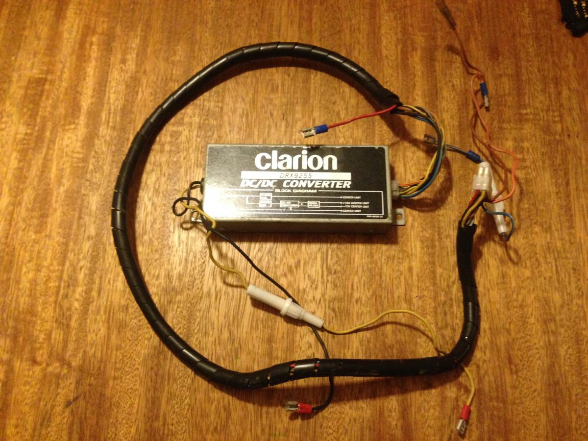 FS: VIC- Car audio system components - Clarion, Soundstream