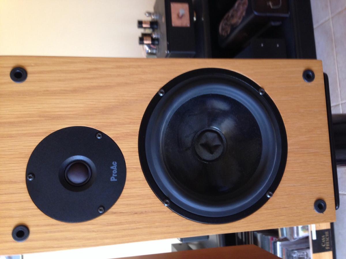 Proac T2000 SOLD: FS: Perth ProAc Tablette 2000 Bookshelf Speaker/Stands & ext XO ...