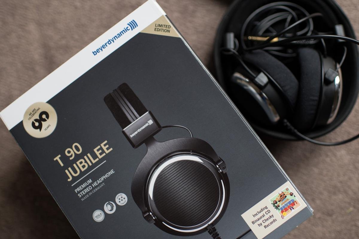 Beyerdynamic T90  Jubilee maxresdefault.jpg