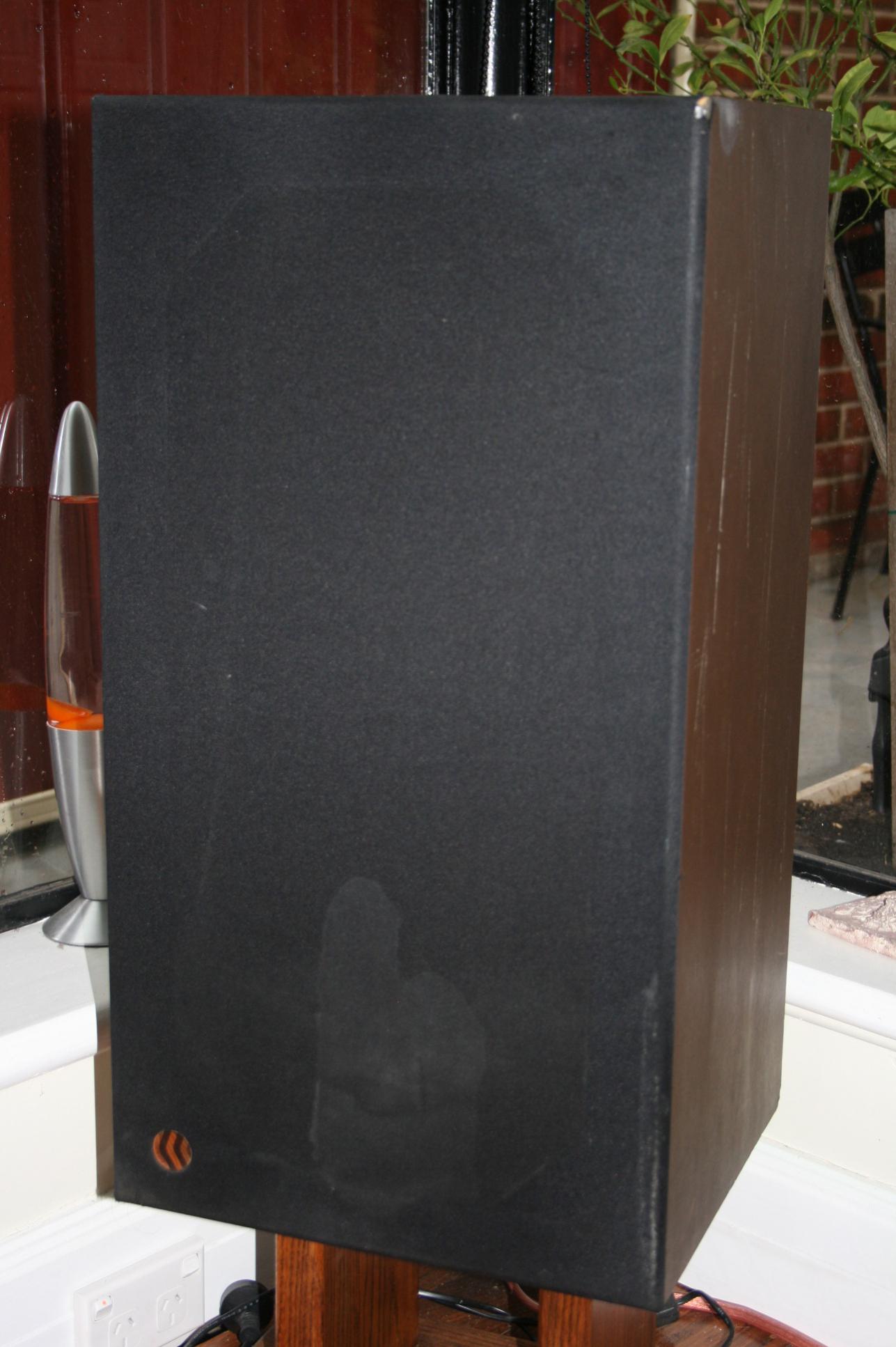 Mission Subwoofer Humming ﻿ Speakers, Soundbars and Subwoofers