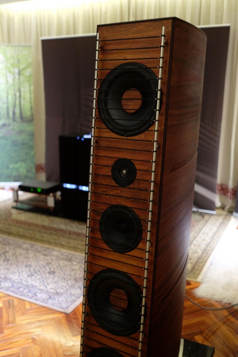 post-104400-0-66874000-1440154545_thumb.