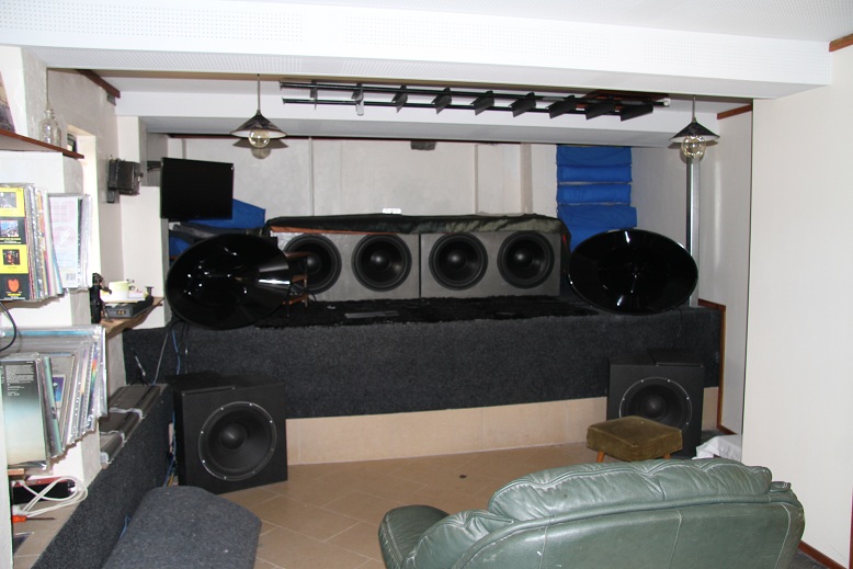 Subwoofer makers for 20" plus drivers. ﻿ Speakers, Soundbars and