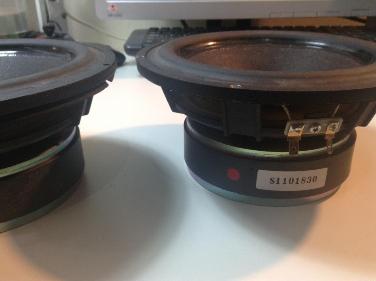 スピーカーUSHER AUDIO 8945A 7inch 1ペア USHER AUDIO 8945A 1ペア