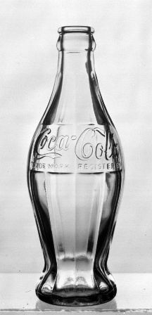 Coca-Cola - The Coke bottle turns 100 - General Off Topic Chat - StereoNET