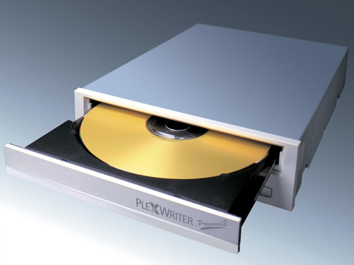Plextor Premium 2 CD Burner - The Ultimate Ripper/Burner! - Stereo