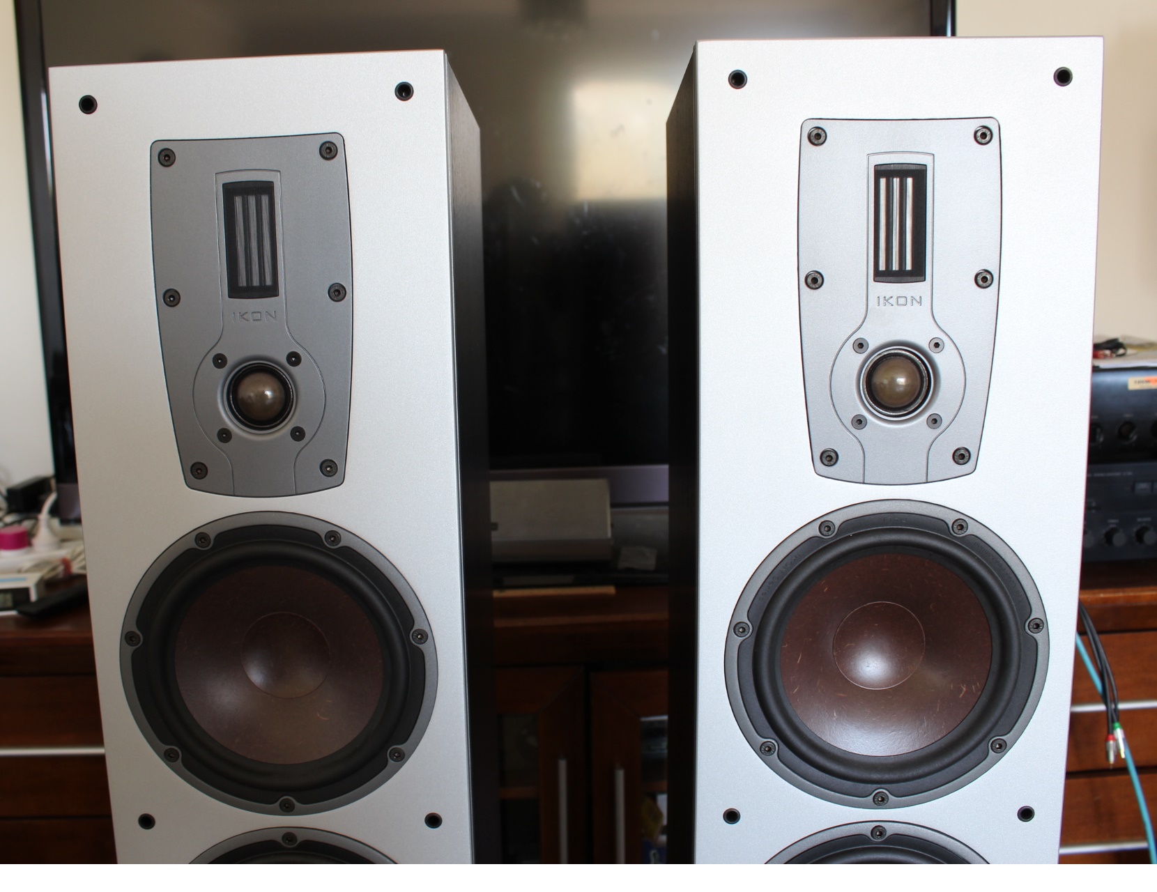 FS : (Mel) Dali Ikon 7 Or Yamaha NS-F700 (price reduced for NS