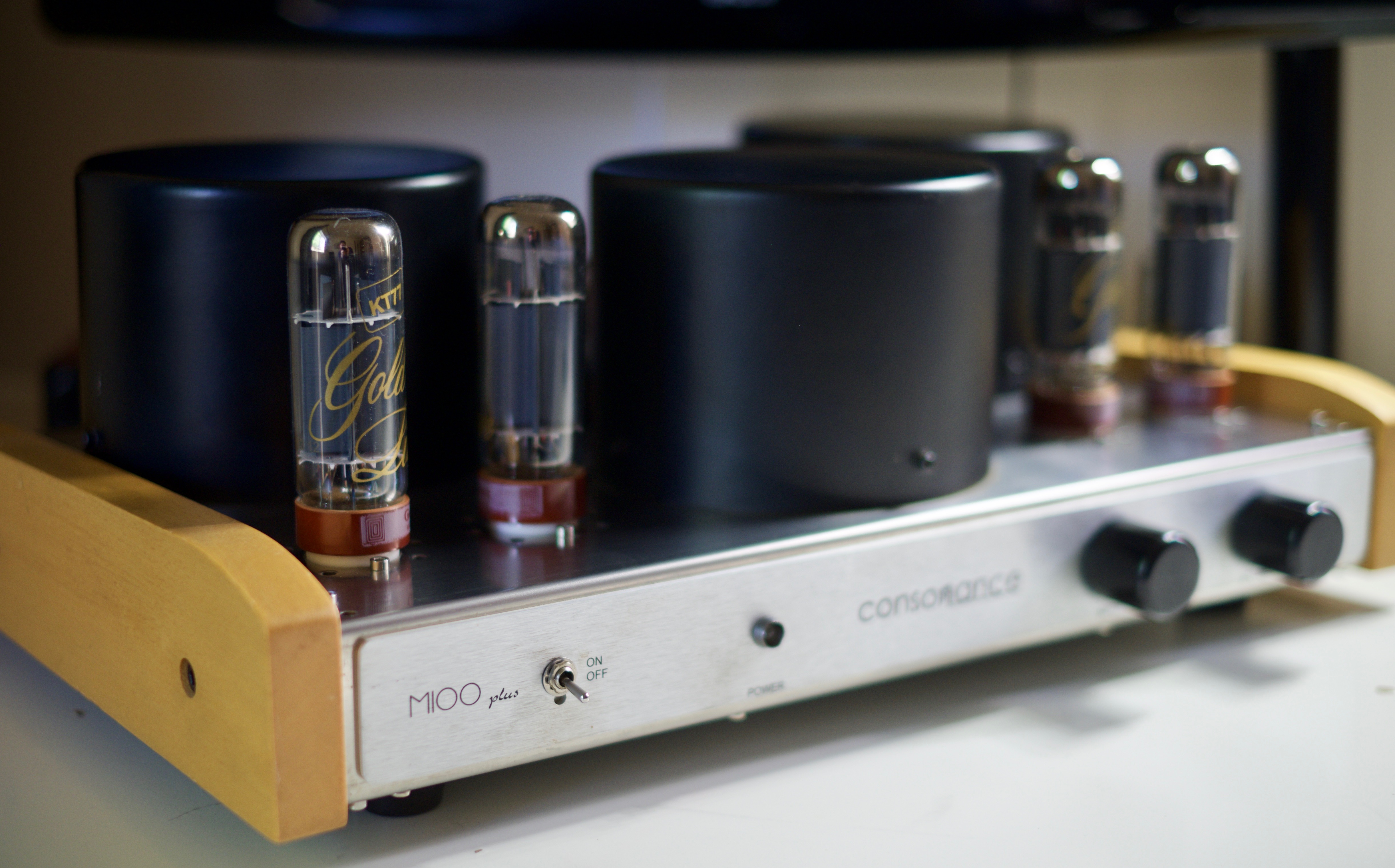Vorschau: Opera Consonance M100 plus