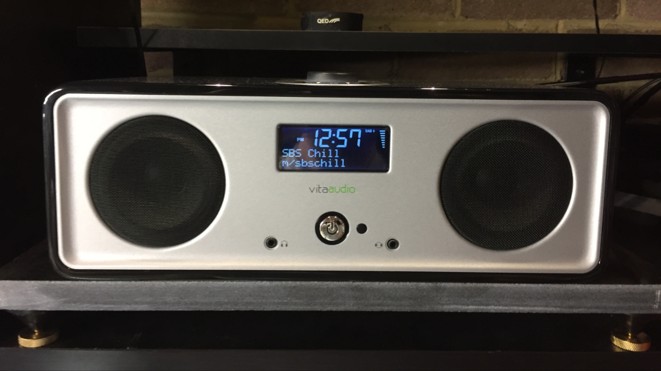 FS Vita Audio R2i (Ruark) ﻿ Stereo, Home Cinema, Headphones Components