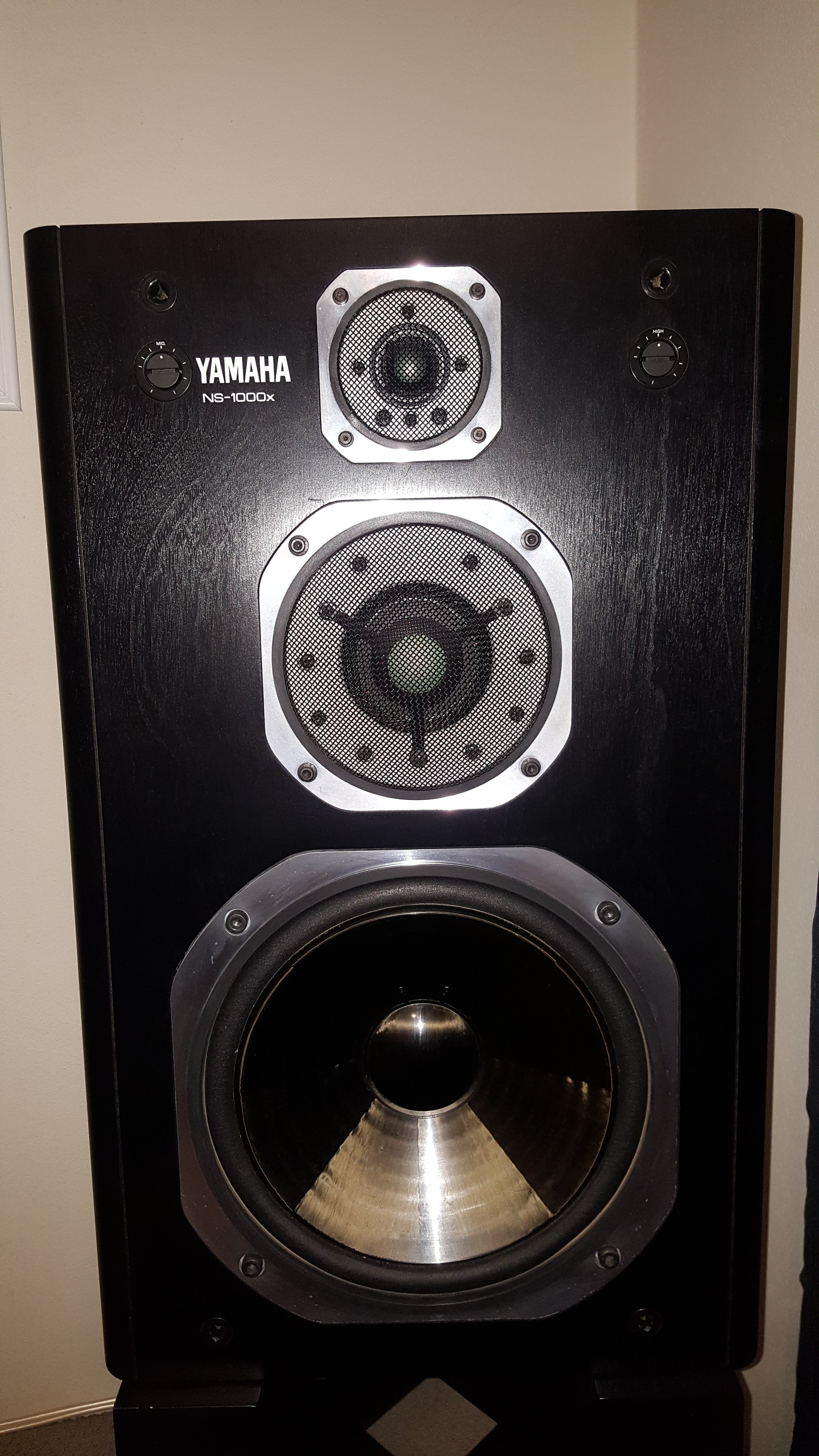 Yamaha NS-1000x Loudspeakers - Stereo, Home Cinema, Headphones