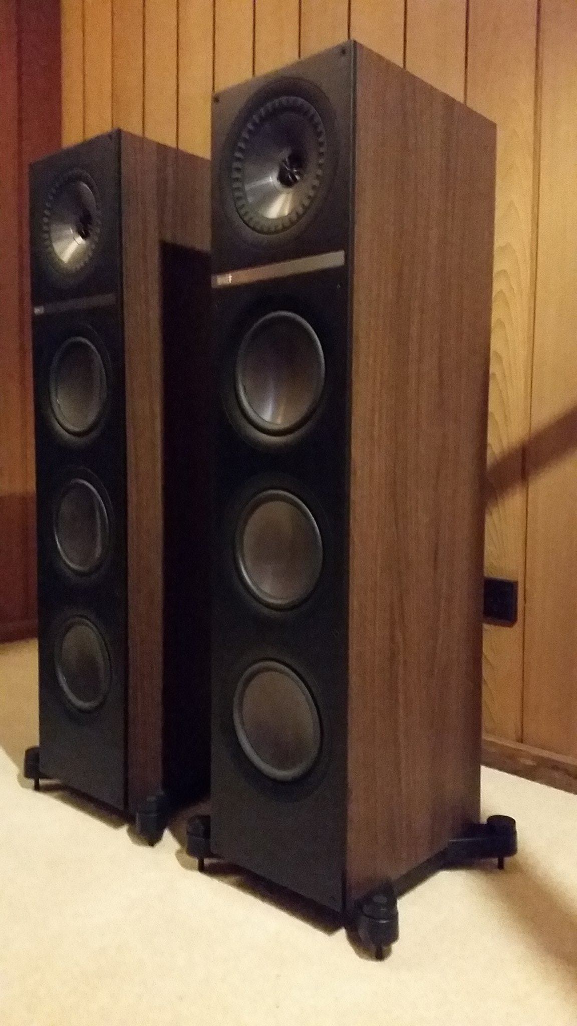 FS: RELIST+PRICE DROP - KEF Q700 Floor Standing Speakers - Stereo