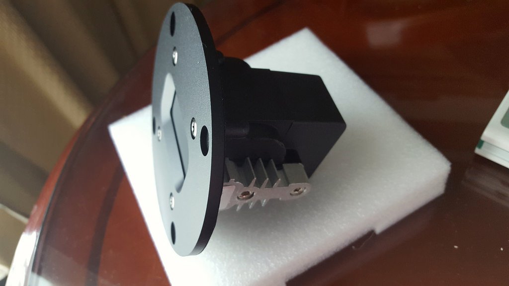 AXIS S Voice box - Speakers, Soundbars and Subwoofers - StereoNET