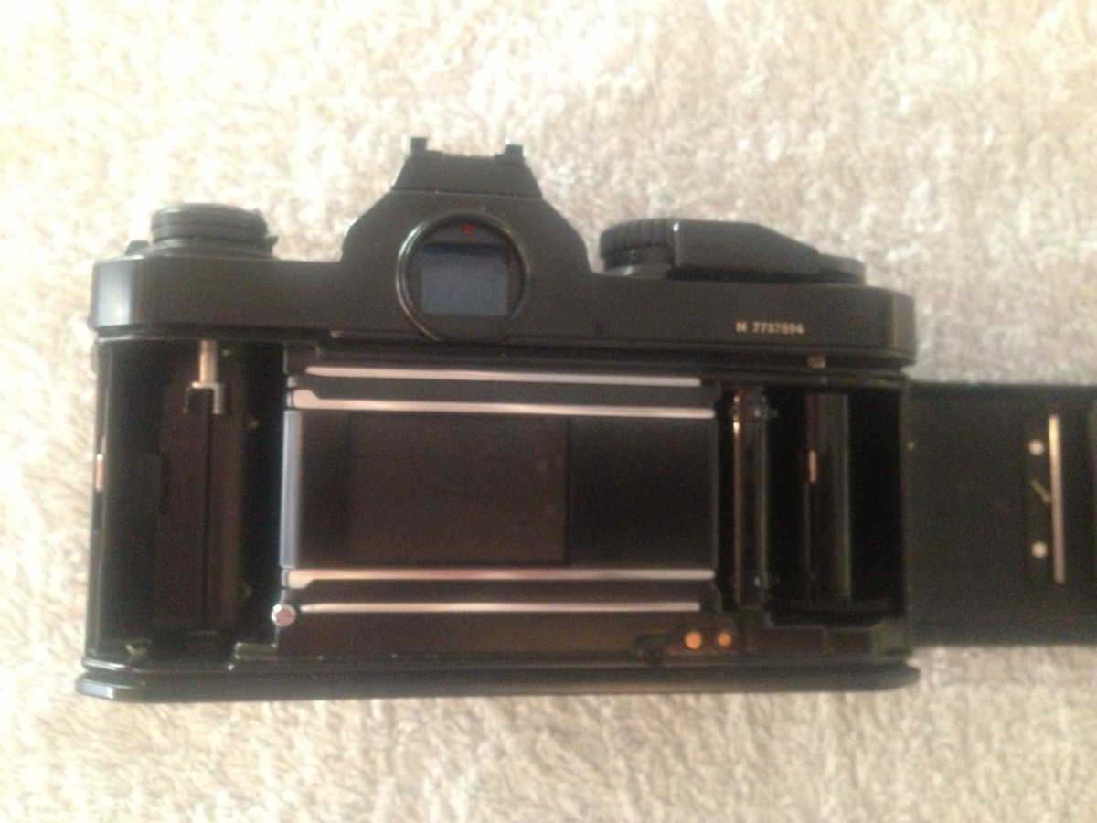Nikon FM - 3.JPG