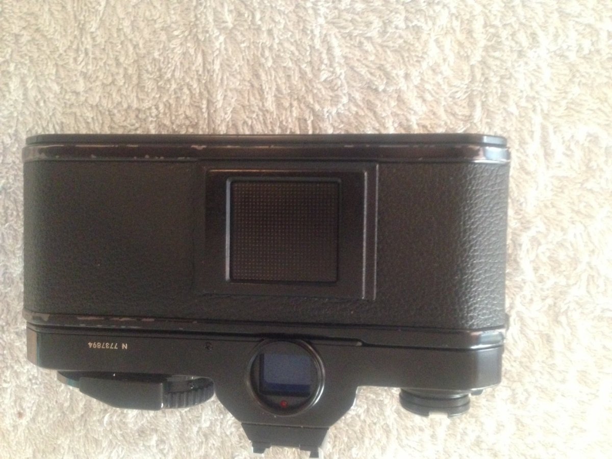 Nikon FM - 4.JPG