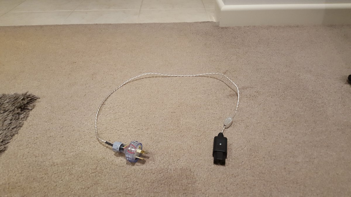 FS: Crystal Cable Piccolo Power Cable - 1m with Australian power plug ...
