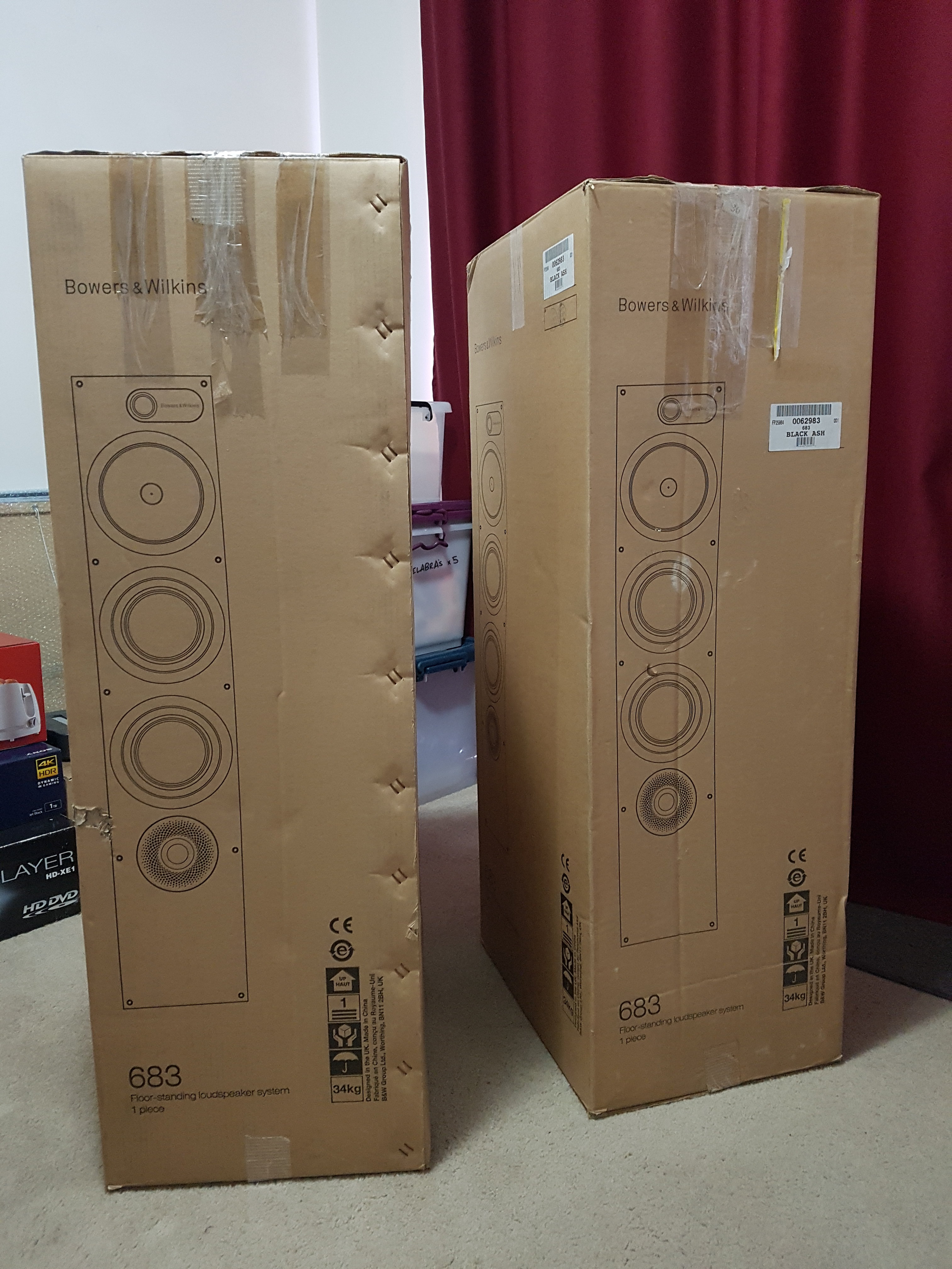 FS: Bowers & Wilkins 683 (s1) Floor Standing Speakers - Stereo