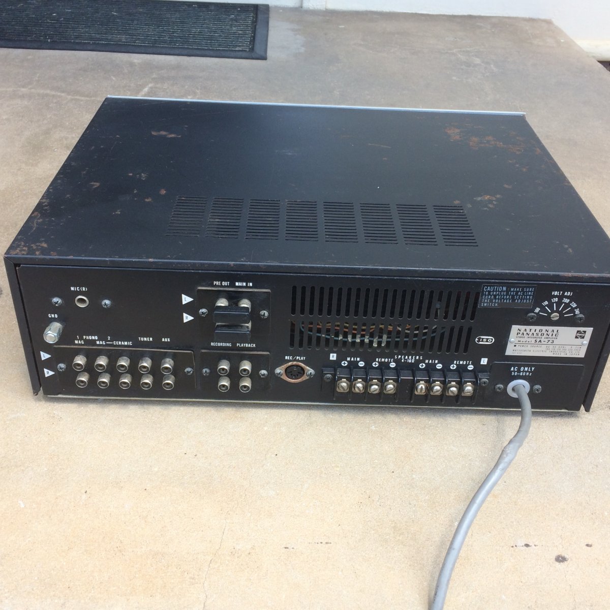 National Panasonic ステレオインテグレーテッドアンプSA-73 National Panasonic SA-73 Integrated stereo amplifier (1970 -1972