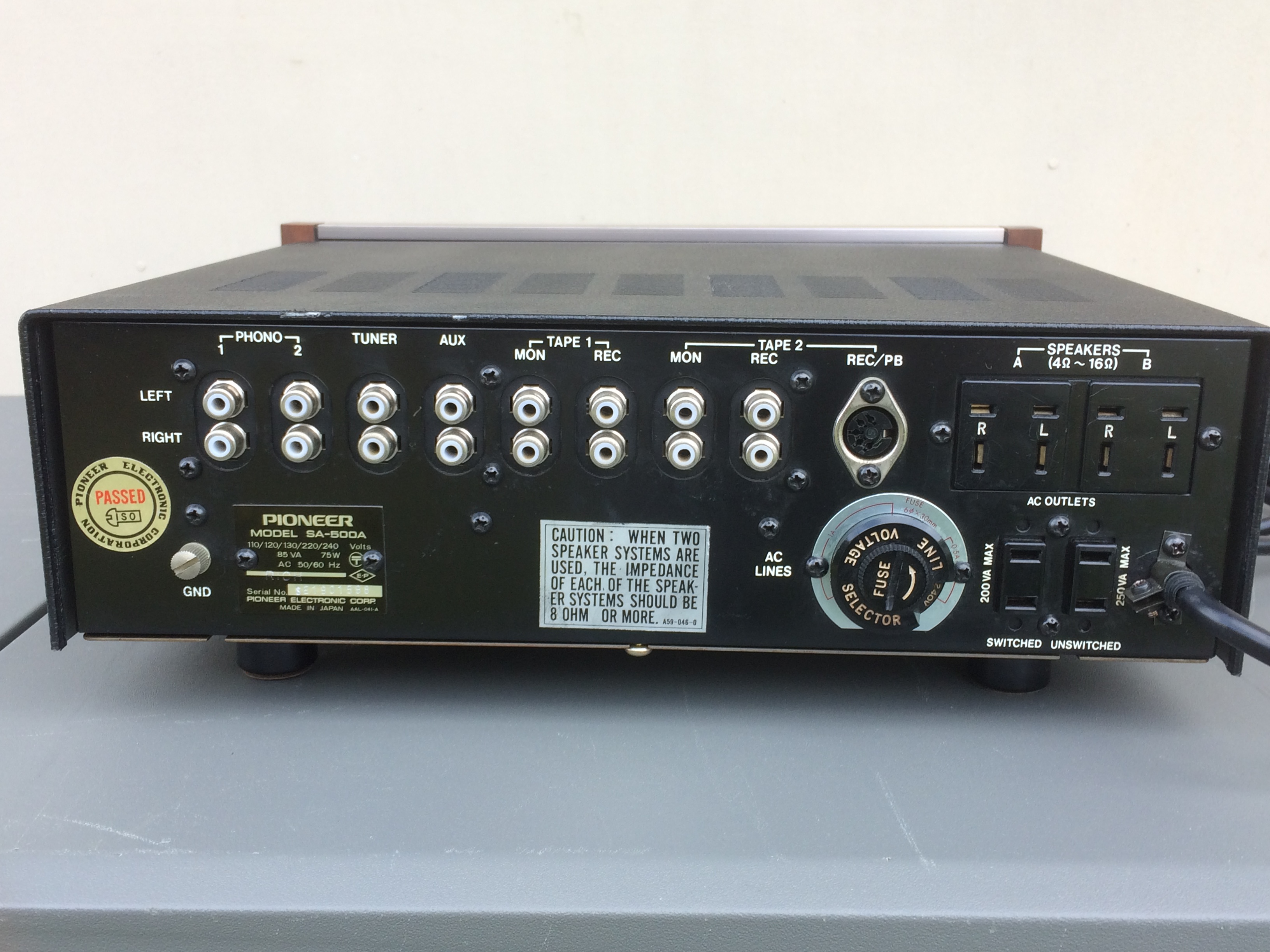 FS (SYD) VINTAGE PIONEER SA500A INTEGRATED AMPLIFIER ﻿ Stereo, Home Cinema, Headphones Components