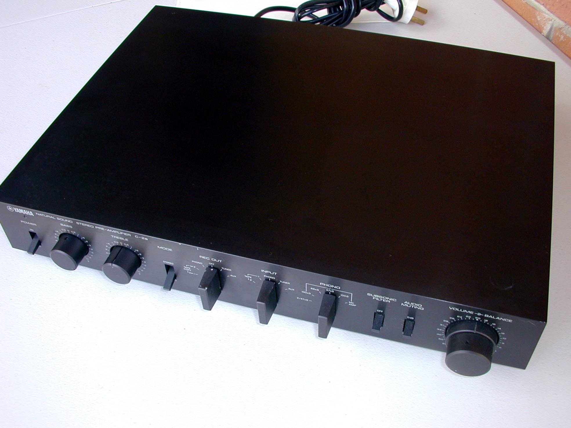 Yamaha C-2a Stereo Pre-Amplifier - Stereo, Home Cinema