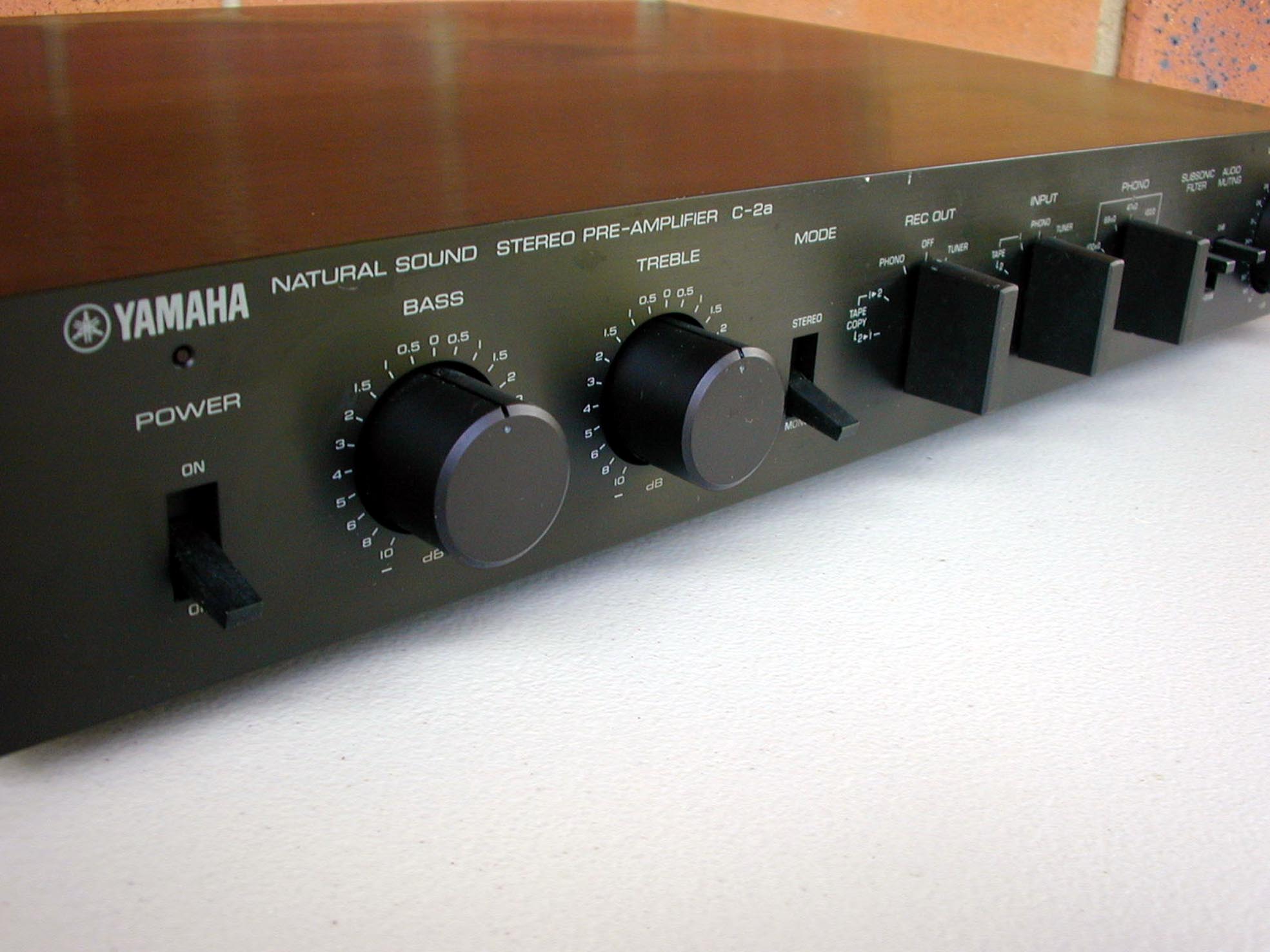 美品、YAMAHA C-2a YAMAHA C-2a プリアンプ