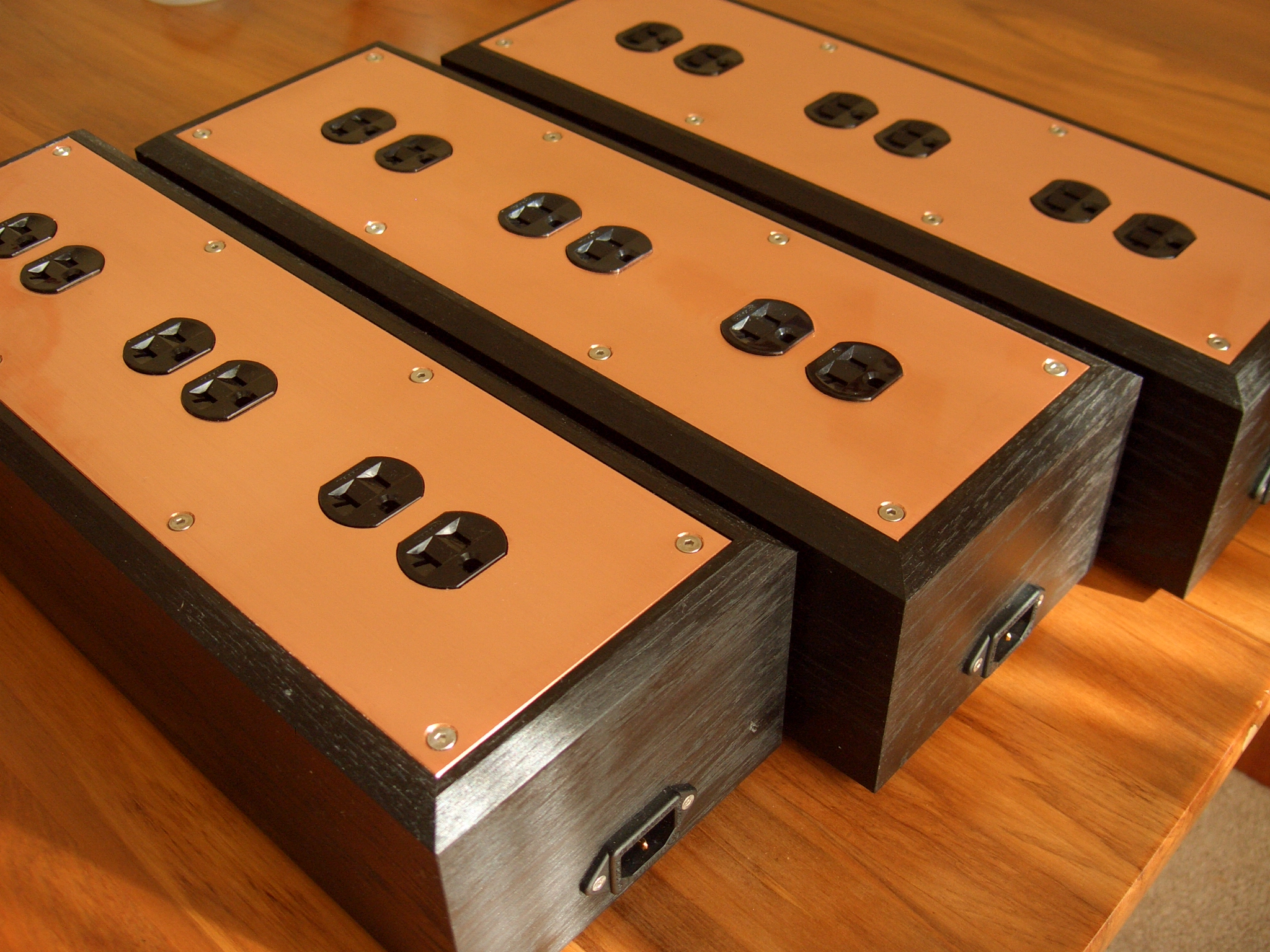 FS AC power distribution block Melbourne ﻿ Stereo, Home Cinema