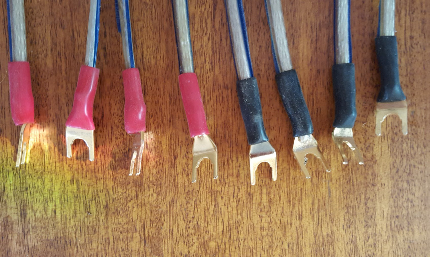 SOLD Speaker Jumpers x 8 *SOLD* ﻿ Stereo, Home Cinema, Headphones Components