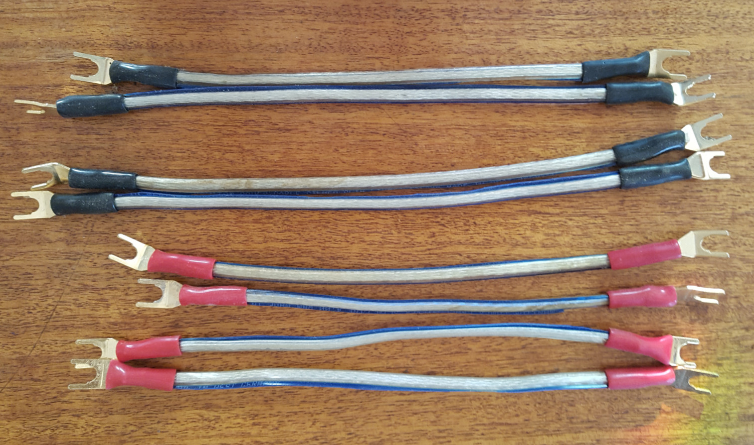 SOLD Speaker Jumpers x 8 *SOLD* ﻿ Stereo, Home Cinema, Headphones Components