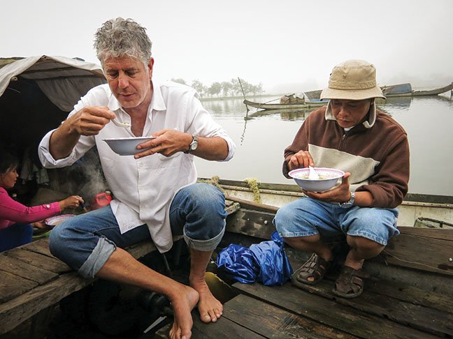 Bourdain.jpg.7cadfcc4cb32f7e3ba0397e514343b79.jpg