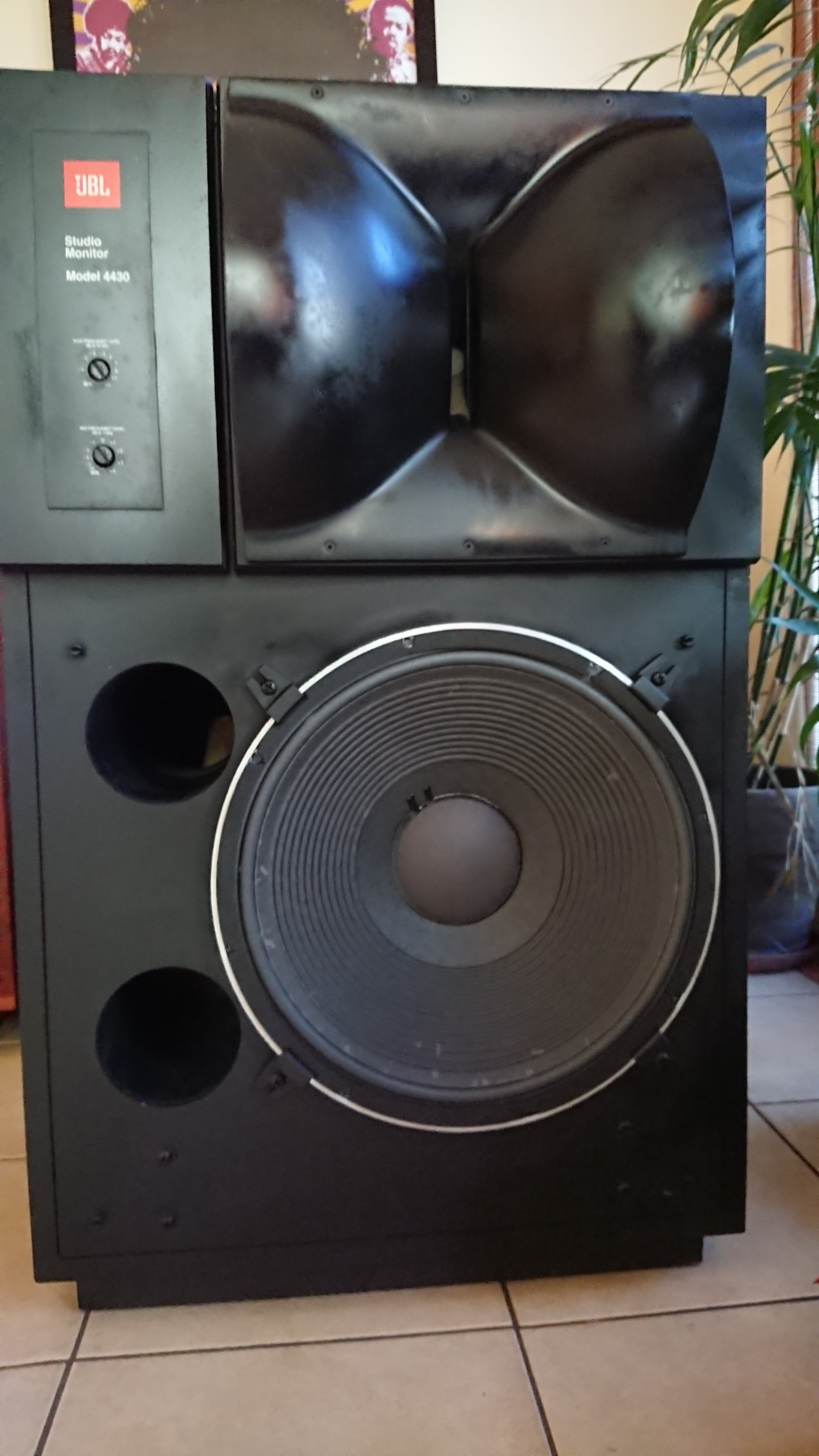 moさん専用　モニター JBL 4430 15インチウーファー＋バイラジアル2way大型モニタ美品