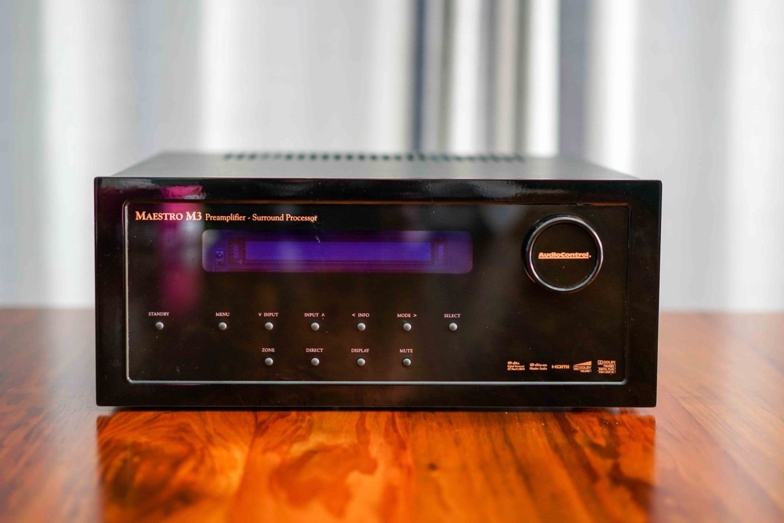 FS Audiocontrol Maestro M3 AV Processor + Logitech Ultimate remote