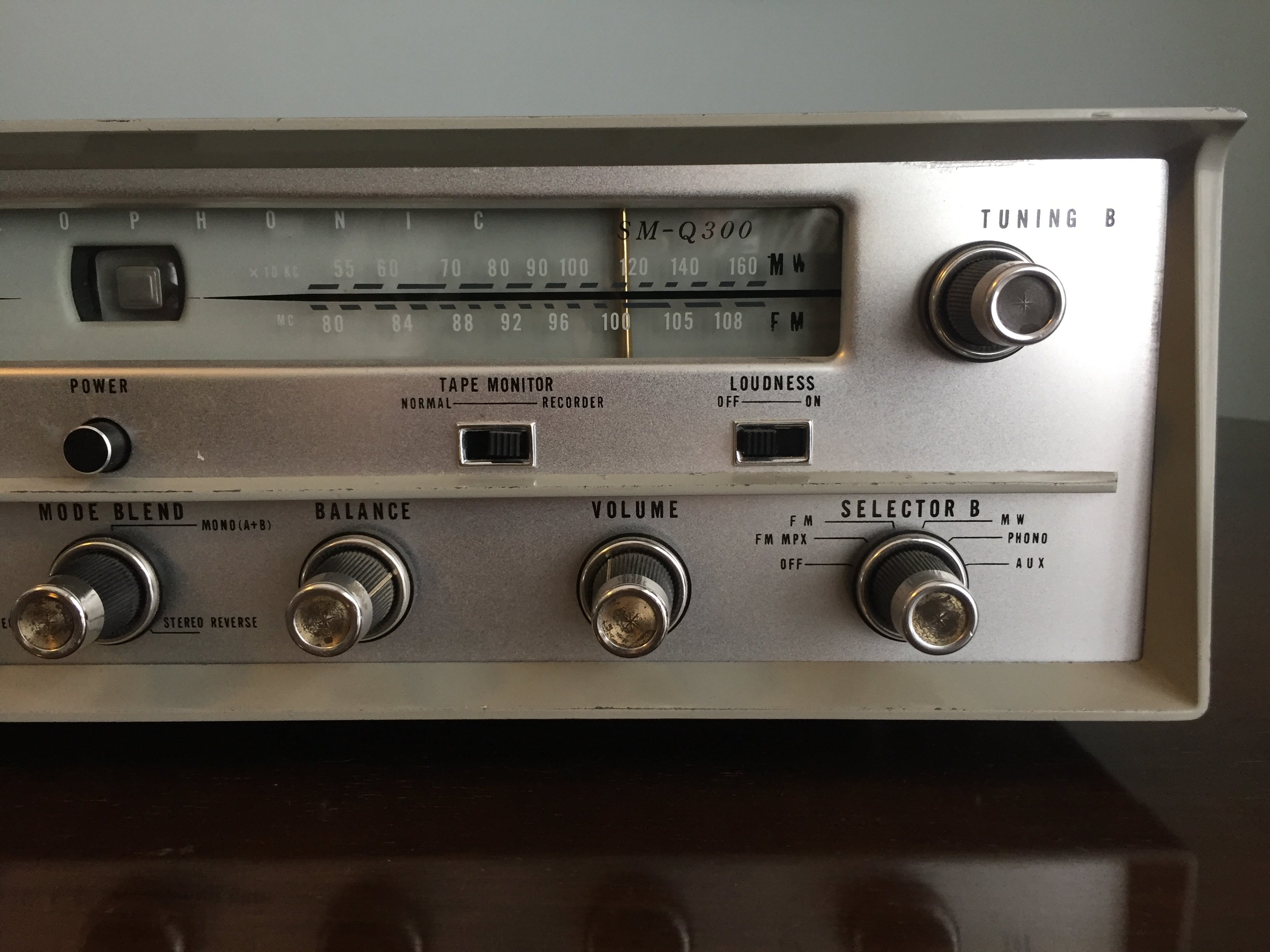 H003 Pioneer SM-Q300 真空管アンプ H003 Pioneer SM-Q300 真空管アンプ