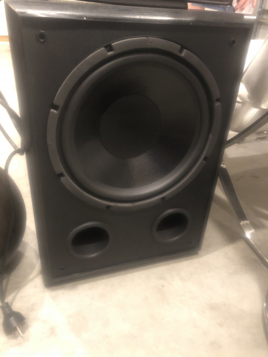 SOLD FS Jaycar 'Response' Subwoofer. ﻿ Stereo, Home Cinema