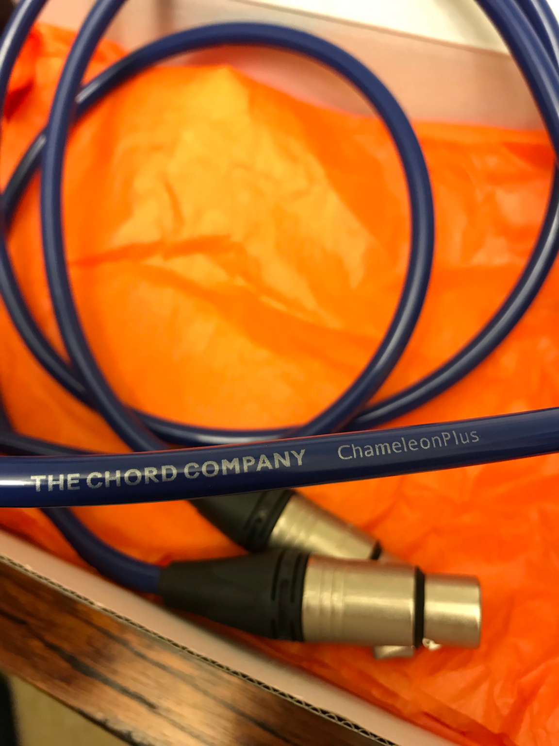 SOLD Fs The chord company chameleon plus xlr ﻿ Stereo, Home Cinema