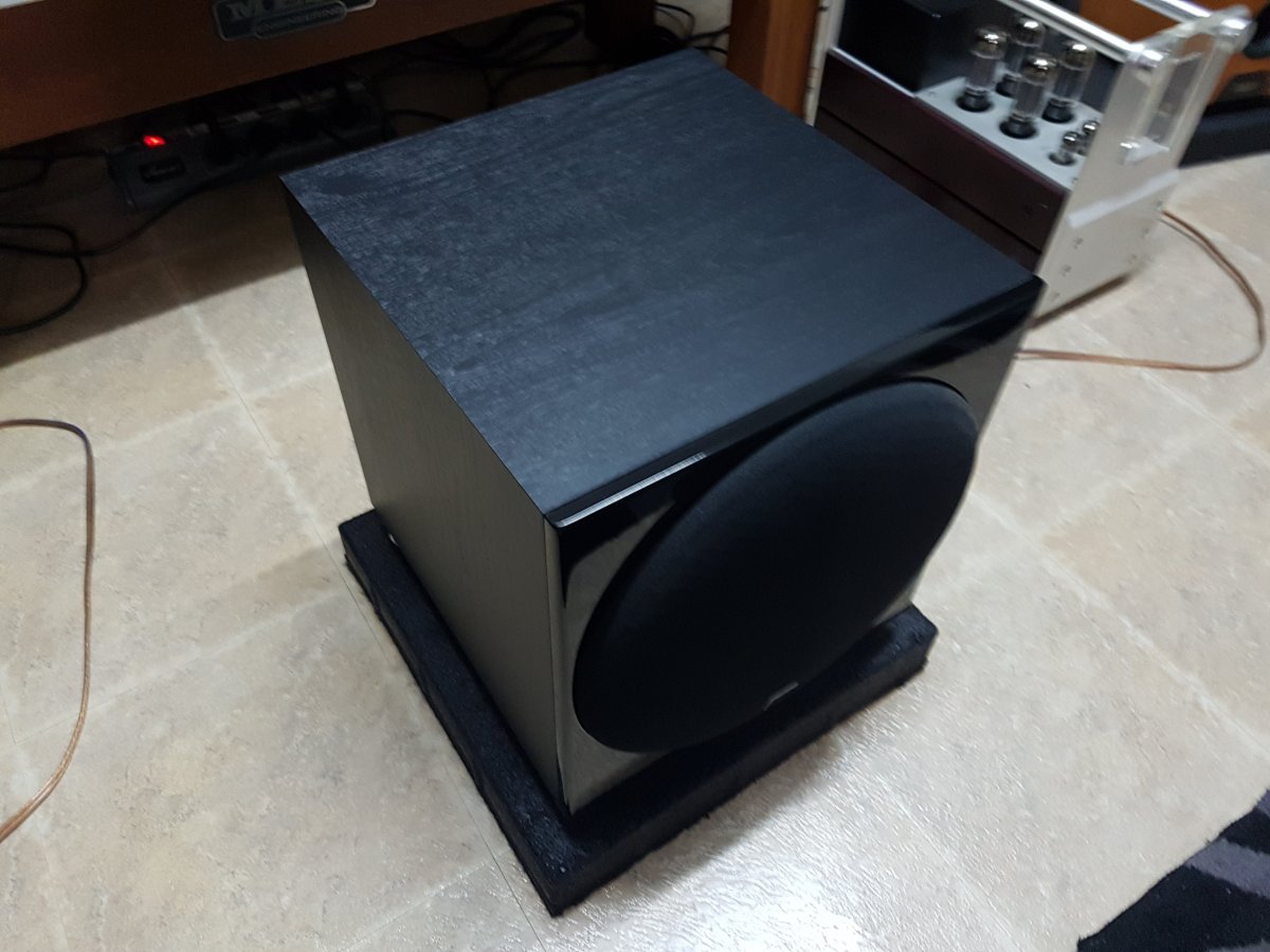 FS Dali E12F Subwoofer ﻿ Stereo, Home Cinema, Headphones Components