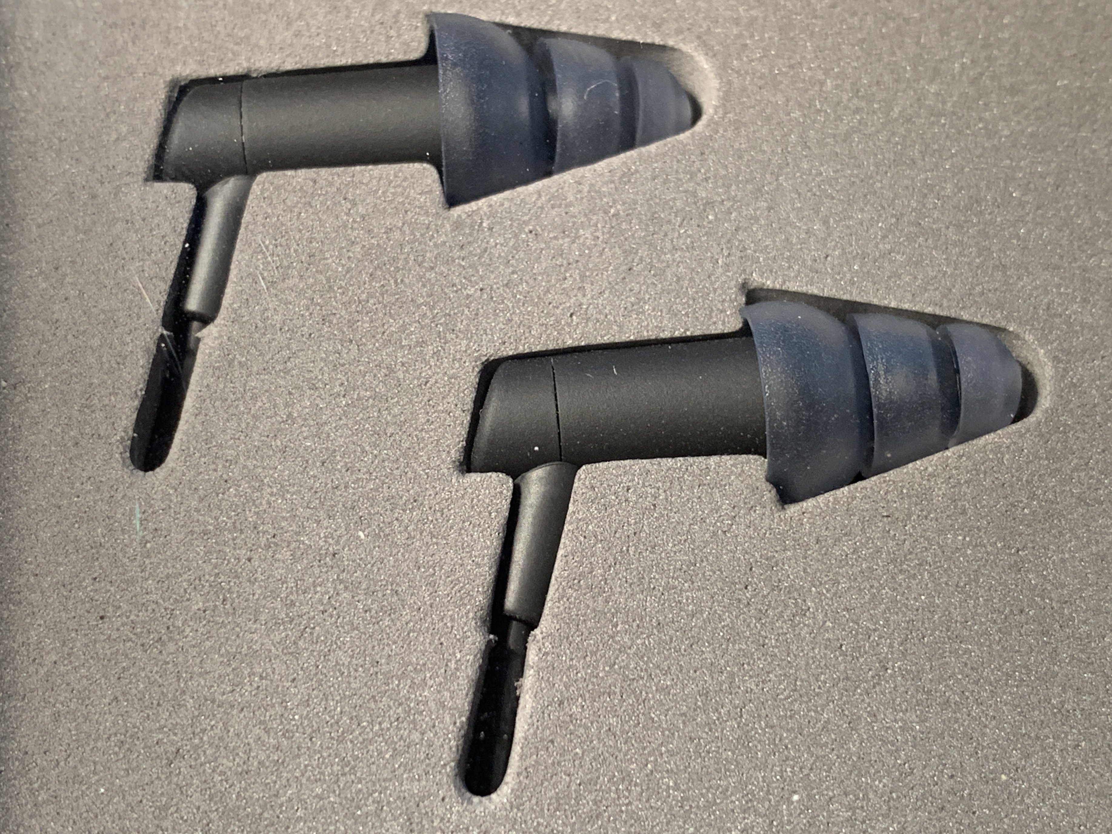 Etymotic hf3 Highest Quality Noise Isolating InEarphones for iPhone