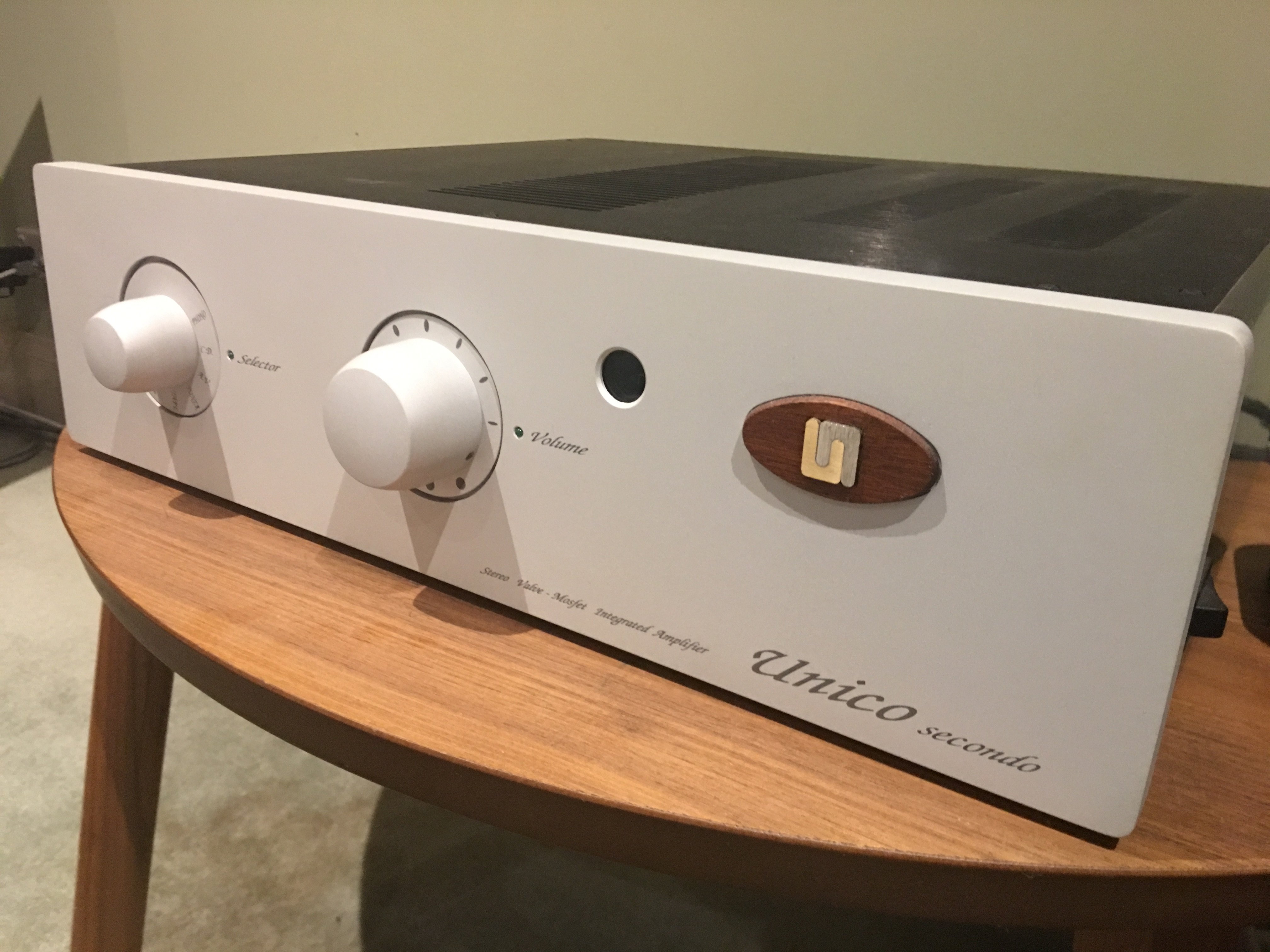 SOLD: FS: Unison Research Unison Secondo |﻿ Stereo, Home Cinema ...