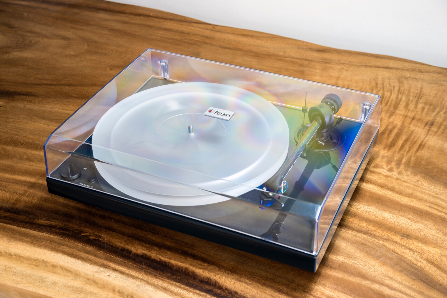 Project 1-Xpression III Comfort Black Turntable With 2M Blue