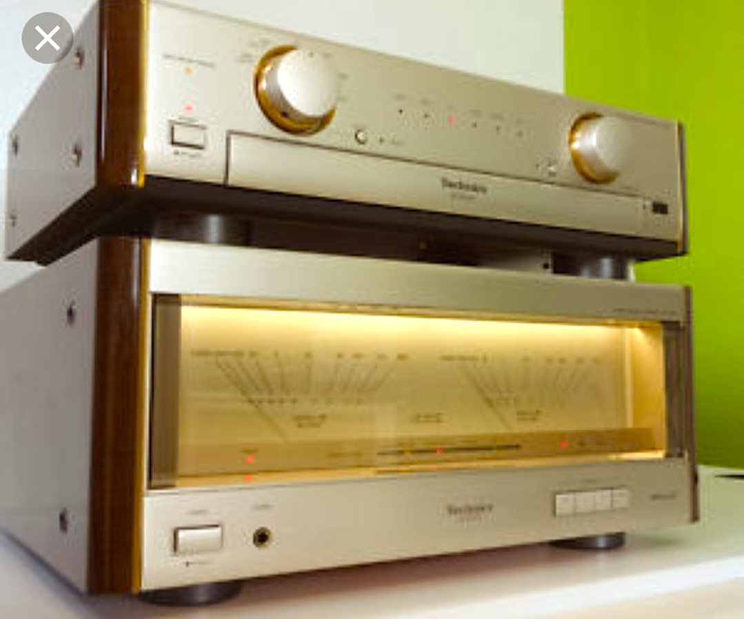 TECHNICS Pre (SU-C2000) & Power (SE-A5000) Amplifiers - Stereo