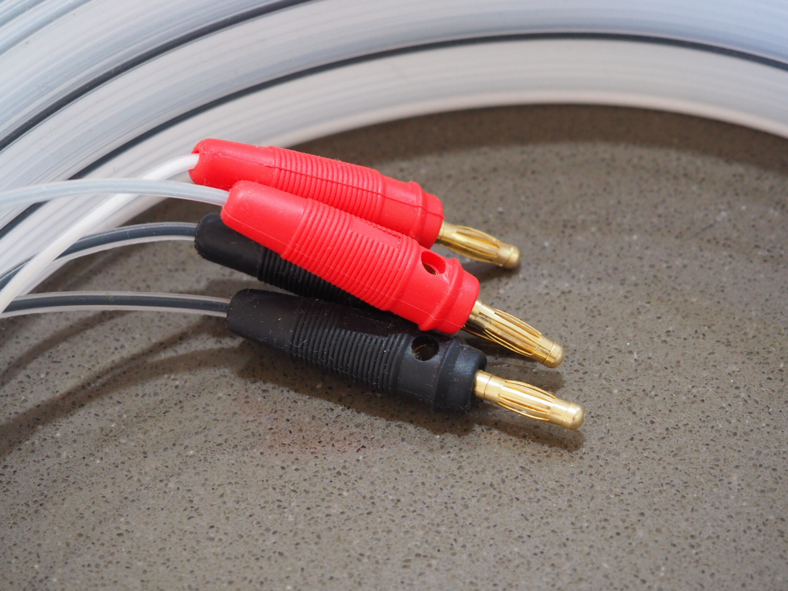 SOLD FS Cyrus Speaker Cables 2 x 3m ﻿ Stereo, Home Cinema, Headphones Components