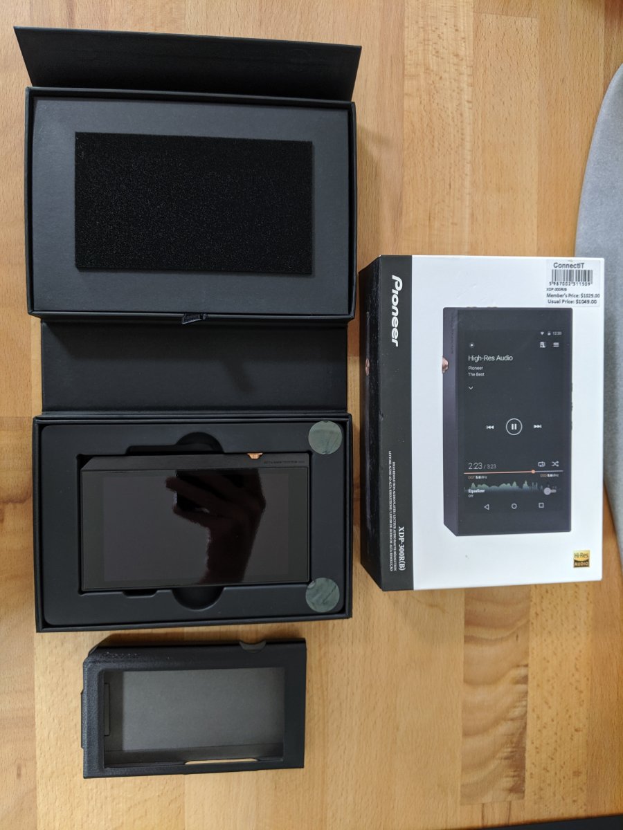 FS Pioneer hires Digital Audio Player XDP300R ﻿ Stereo, Home Cinema