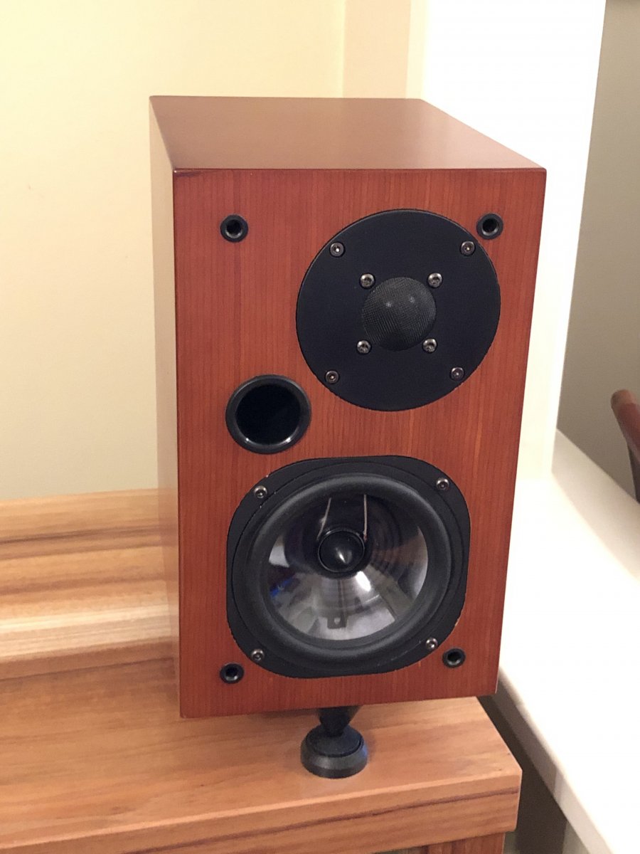 USHER S-520 Piano F-Red スピーカー USHER S-520 Piano F-Red スピーカー USHER S-520 Piano F-Red