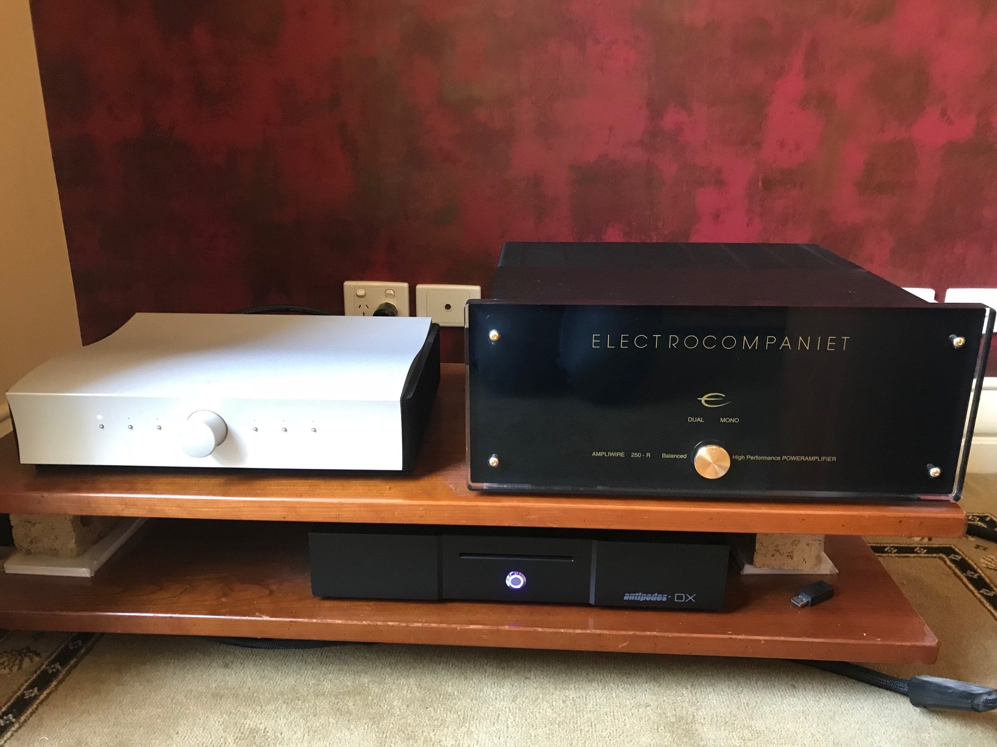 SOLD: Electrocompaniet AW250R Dual Monoaural Power Amp - Stereo, Home ...