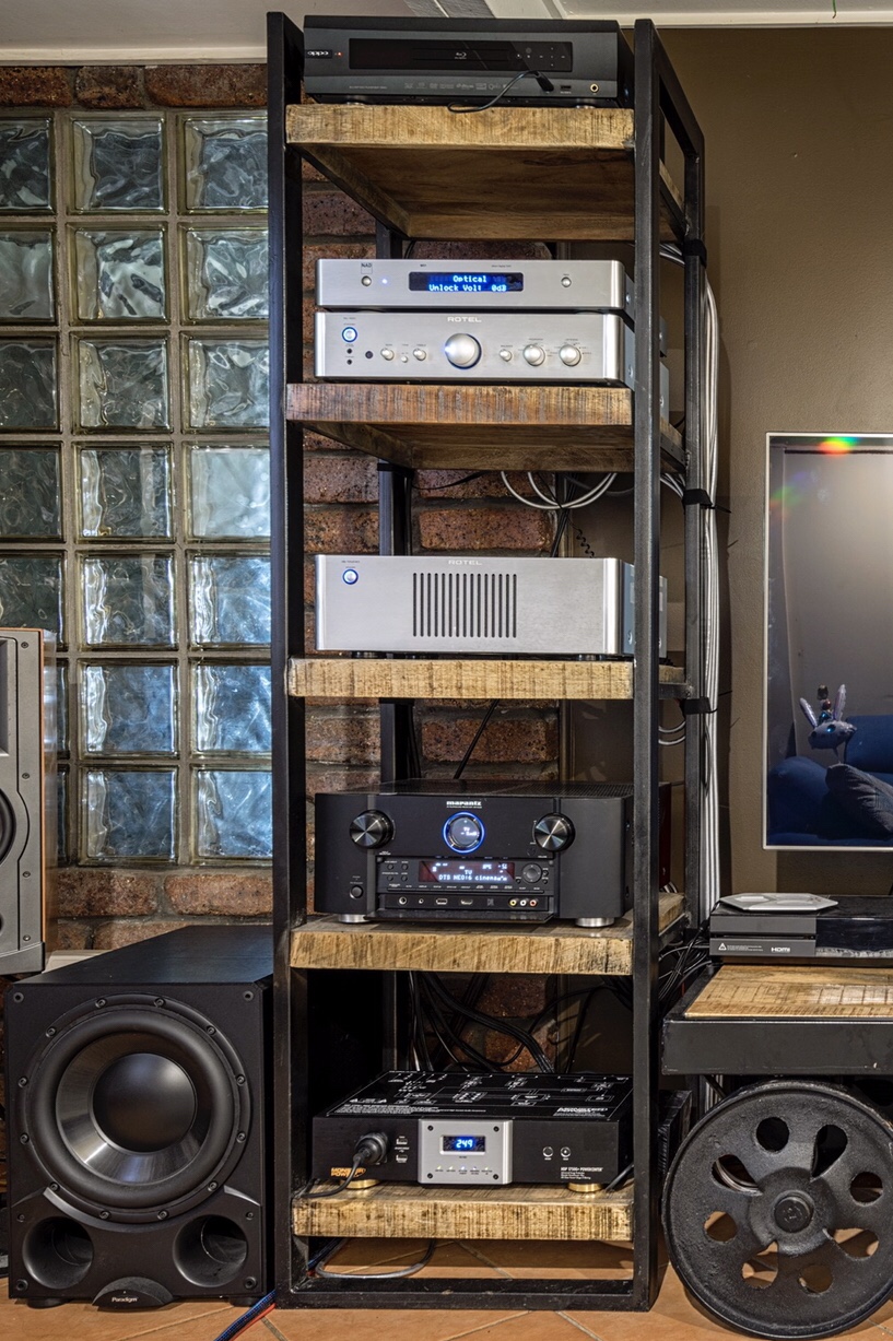 Brisbane Shelves used as Hifi Rack ﻿ Stereo, Home Cinema, Headphones