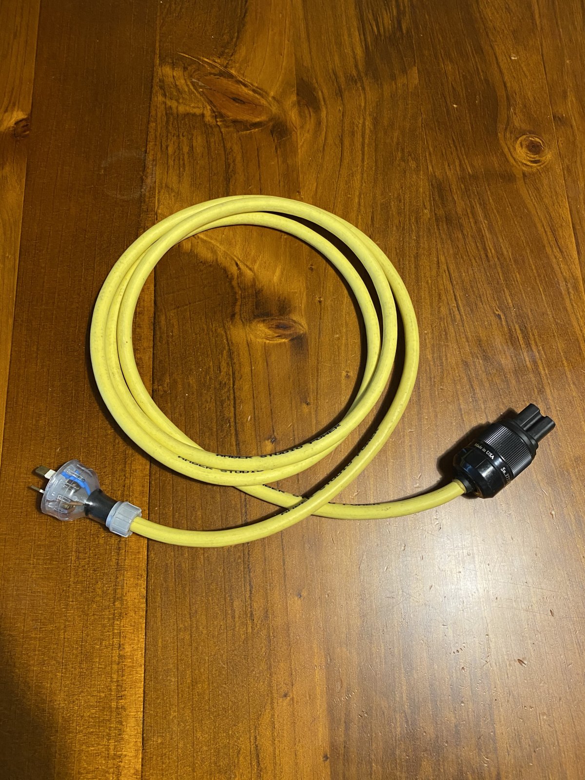 SOLD FS Amber Studio Power Cable with Wattgate 350i connector 2.2m