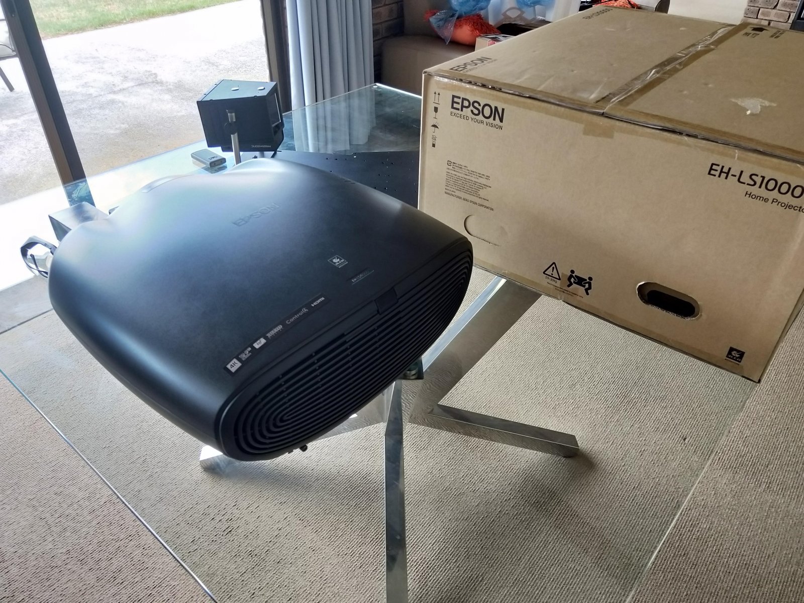 FS Epson EHLS10000 Projector + Prismasonic P100R Anamorphic Lense