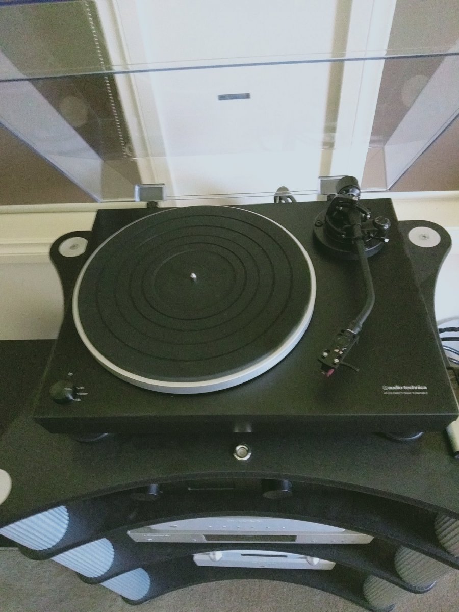 Audio Technica LP 5 Pic 2.jpg