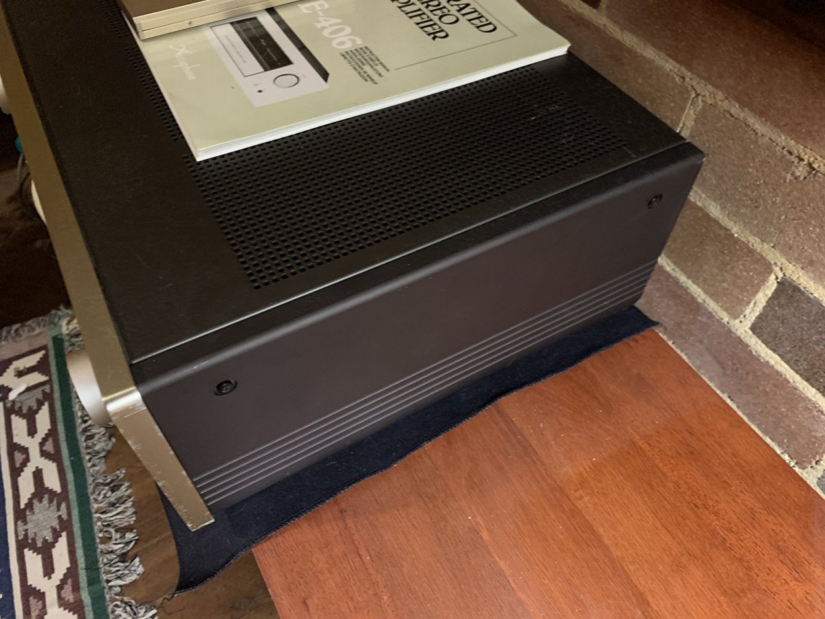 Accuphase 406 (1).JPG