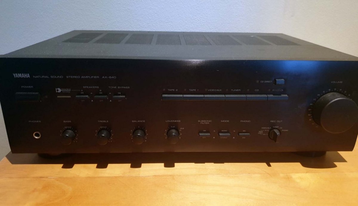 Yamaha AX-640 ステレオアンプ Yamaha AX-640 specifications Yamaha
