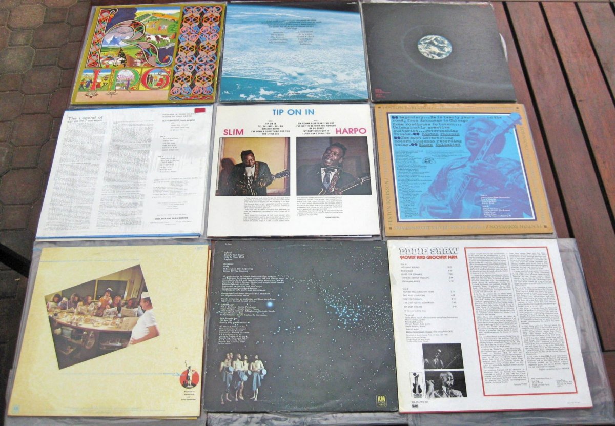 Record Sale 190420 Back.jpg